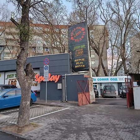 Sunny 2-Bedroom Maisonette Varna & Parking Exterior foto